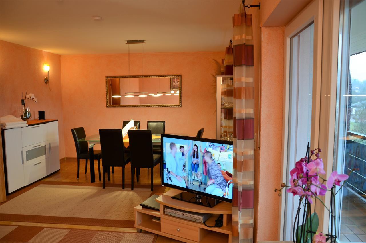 פורצהיים Gaestehaus Nagoldblick מראה חיצוני תמונה